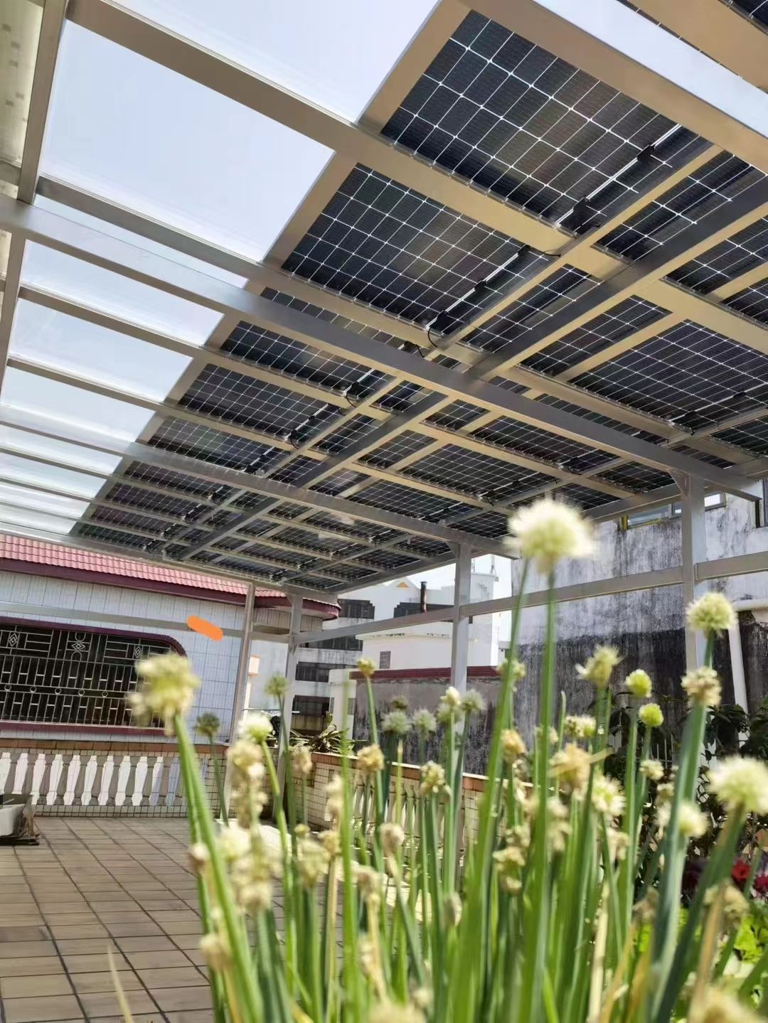新余别墅家用屋顶太阳能发电系统安装